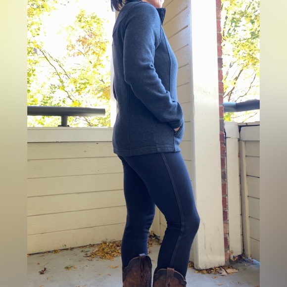 North Face Zip Front - Picture 4 of 5